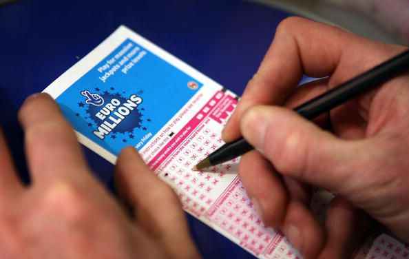 5 intelligente Gründe, keine Lotto -Tickets mit Kreditkarten zu kaufen