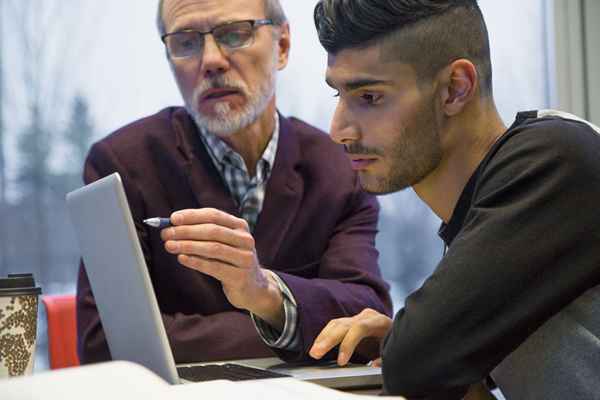 Campione di accompagnamento del consulente accademico e suggerimenti di scrittura