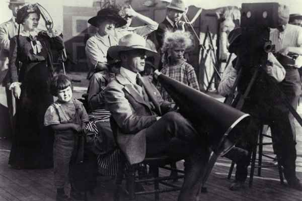Biographie de d.W. Griffith, directeur de la «naissance d'une nation»