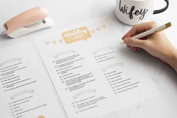 Listas de verificación de planificación de bodas imprimibles gratis