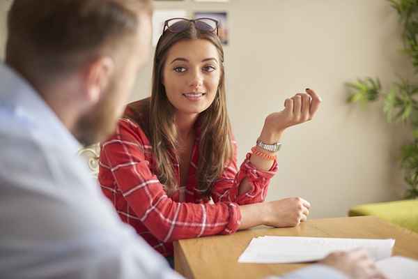 Come trovare aiuto per la ricerca di lavoro gratuiti oa basso costo