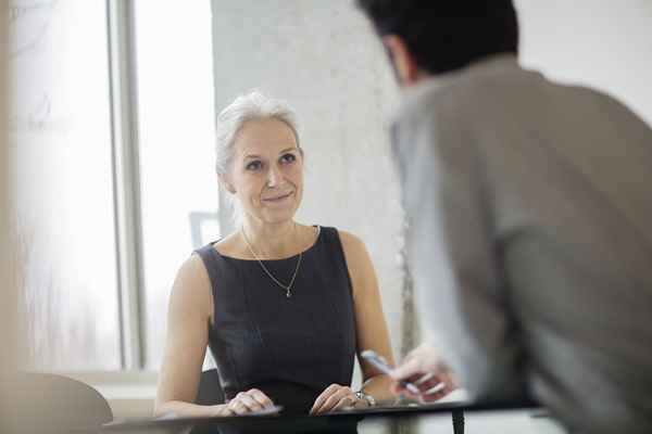 Comment rédiger un profil ou un article basé sur des entretiens