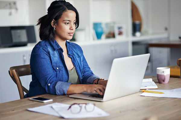 Nombre Cambio de cambio Ejemplos de correo electrónico y consejos