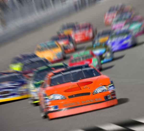 NASCAR -Gewinnspiel gewinnen Reisen zu Autos, kostenlosen NASCAR -Tickets und mehr