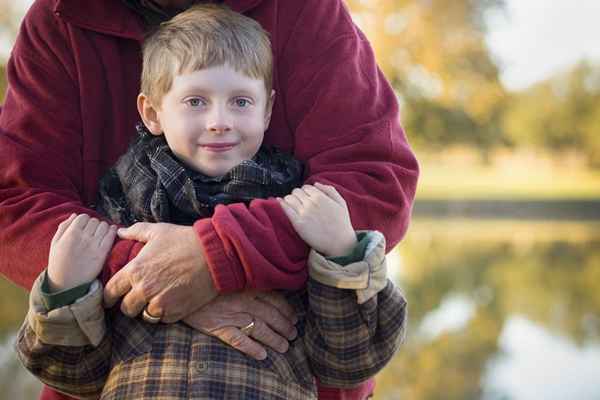 4 razones por las que los nietos necesitan a sus abuelos