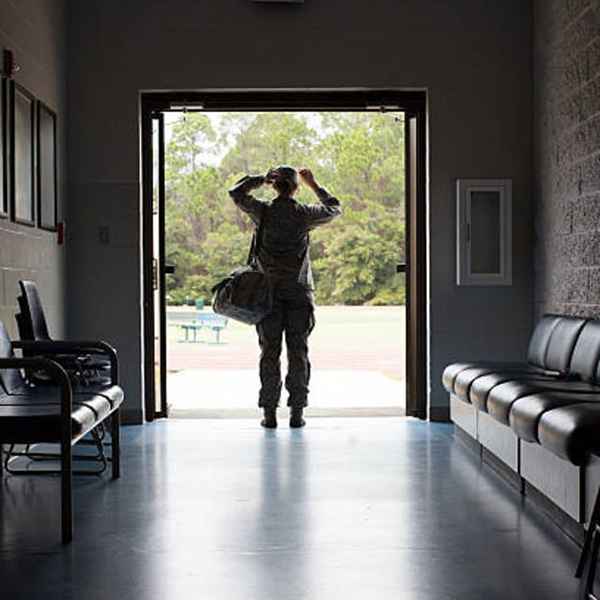 Ispezioni del dormitorio della scuola tecnica dell'Aeronautica