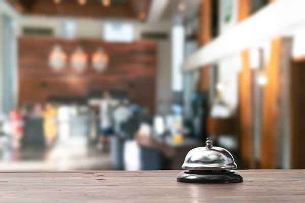 Hotel Front desk riprendi esempi