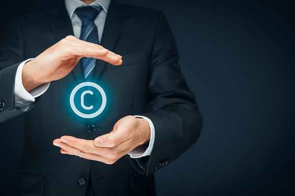 Hvordan copyright et manuskript