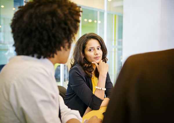 Como demitir um funcionário com compaixão e classe