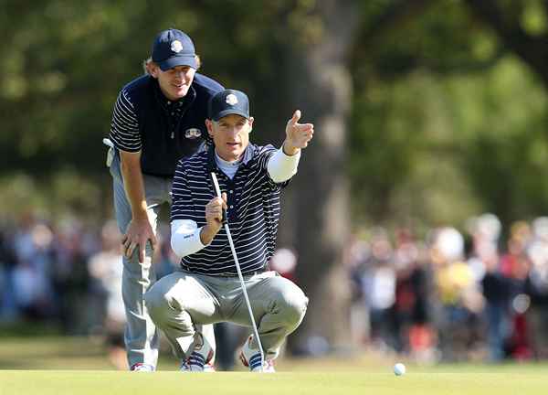 Cómo jugar el formato de golf de Foursomes