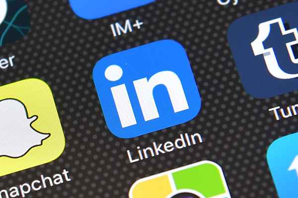 Comment utiliser LinkedIn pour promouvoir votre entreprise à domicile