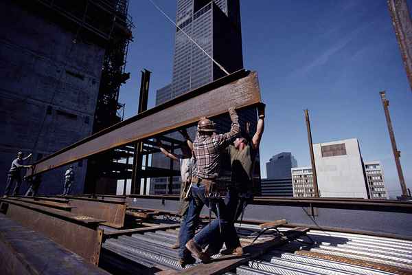 Cláusulas de indenização em contratos de construção