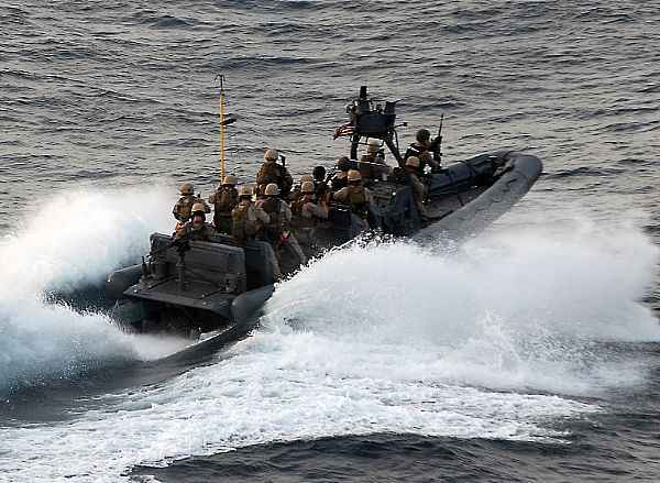 Crewman de artesanato de assalto do Corpo de Fuzileiros Navais - MOS 0312