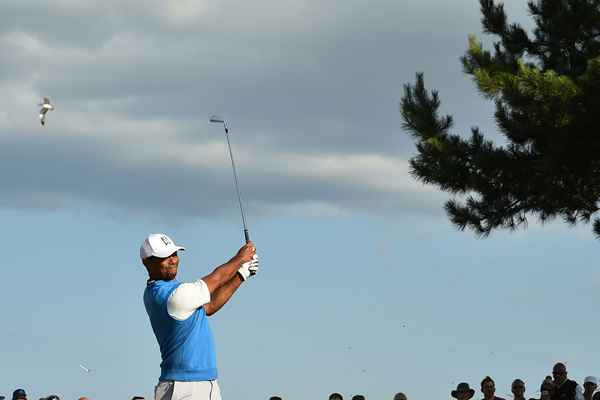 Jouer le coup de minchage dans le golf