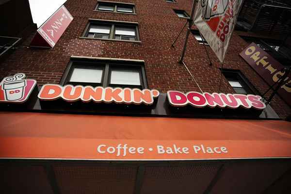 Pros y contras de comprar una franquicia Dunkin 'Donuts