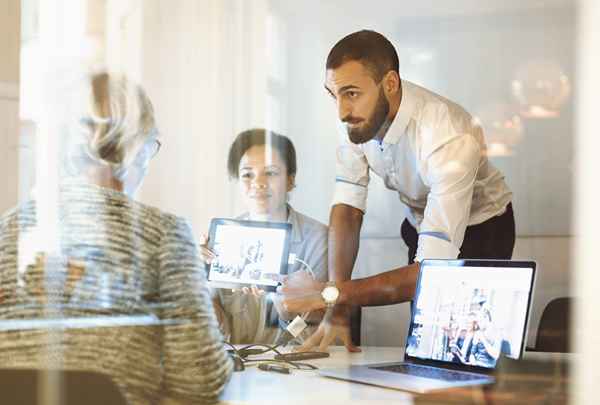 Empregos de vendas disponíveis sem um diploma universitário