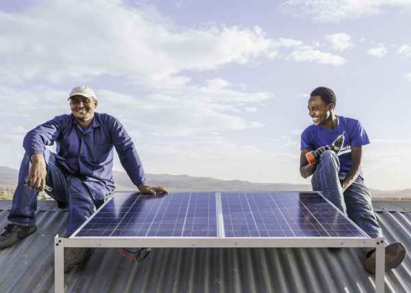 Ahorre dinero con energía solar para su negocio