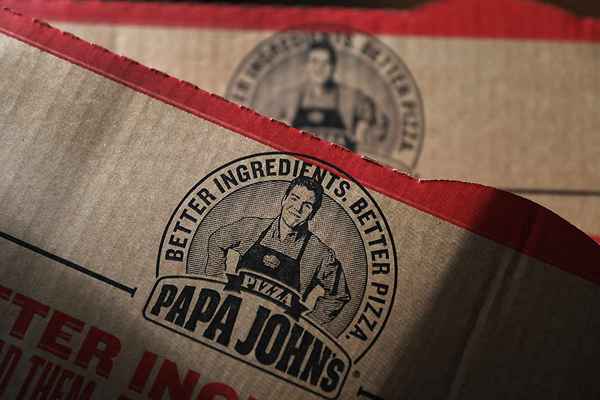 A batalha entre Papa John's e Pizza Hut