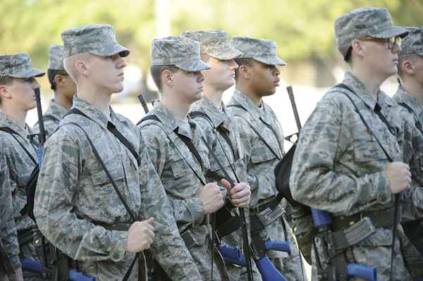 O que esperar do treinamento básico militar