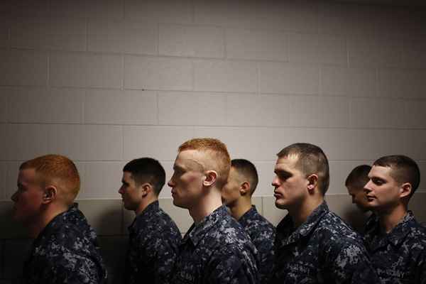 Was über Navy -Grundausbildung wissen zu wissen