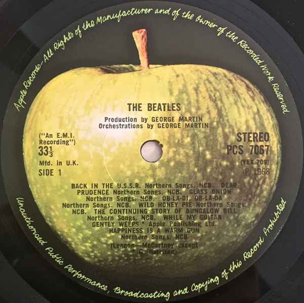 12 variaciones de etiquetas de Apple Records