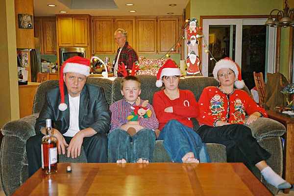 20 unglaublich unangenehme Familien Weihnachtsfotos