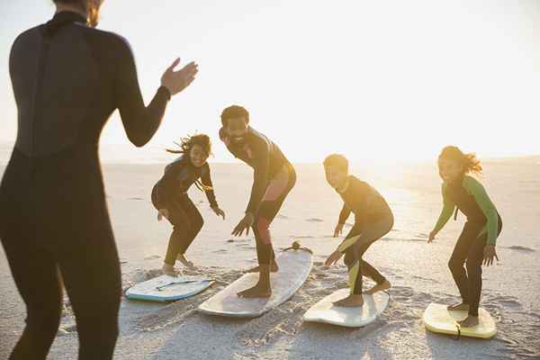 Guia para iniciantes para escolher sua primeira prancha de surf