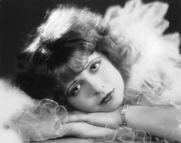 Biografia do original de Clara Bow Hollywood It Girl