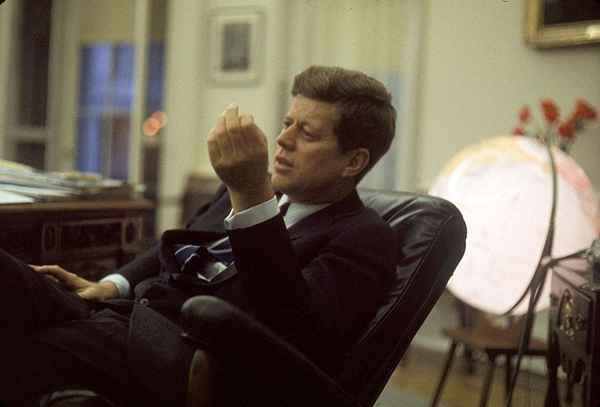 Citações engraçadas e espirituosas do presidente John F. Kennedy