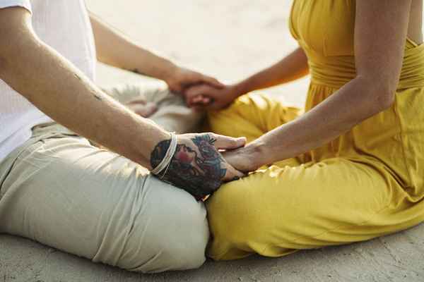 Cómo la meditación de las parejas fortalece las relaciones