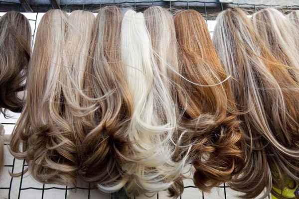 Comment fonctionnent les extensions de cheveux?