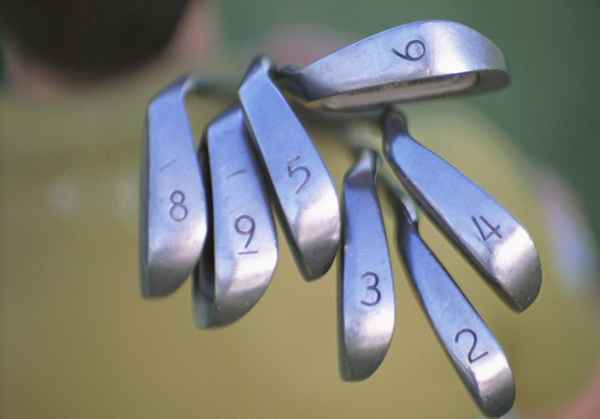 Comment savez-vous quel club de golf frapper?