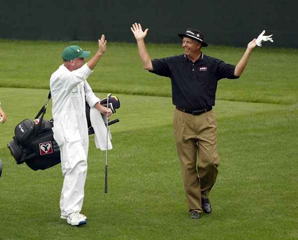 Quantos golfistas fizeram um buraco em um durante os mestres?