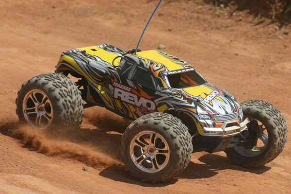 Tuning del motore Nitro RC Miscela magra o ricca