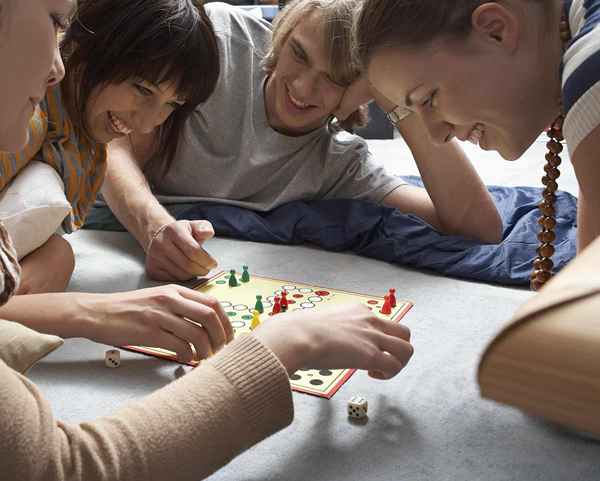 I 15 migliori giochi per la festa adolescenziale