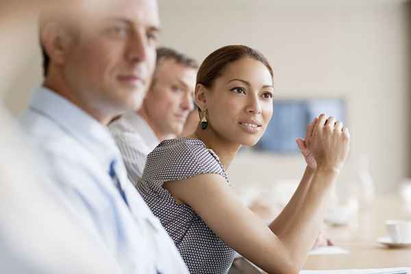 I dettagli del lavoro in un dipartimento legale aziendale