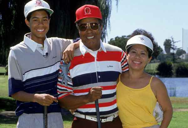 I genitori di Tiger Woods che sono mamma e papà?