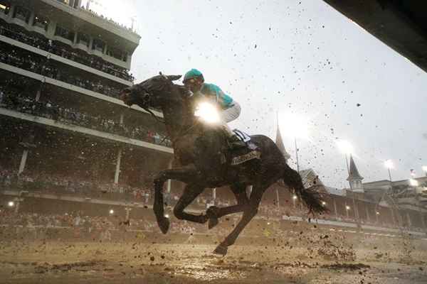 Tradizioni al Belmont Stakes che rendono l'evento così unico