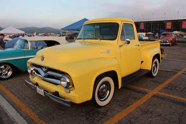 1953 - 1956 Caminhões de coleta F -100