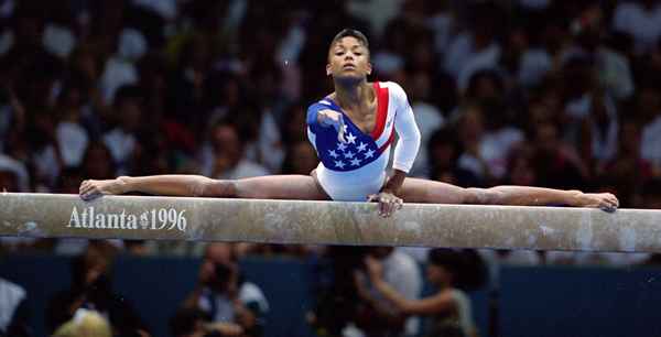 8 cosas que debe saber sobre la gimnasta Dominique Dawes