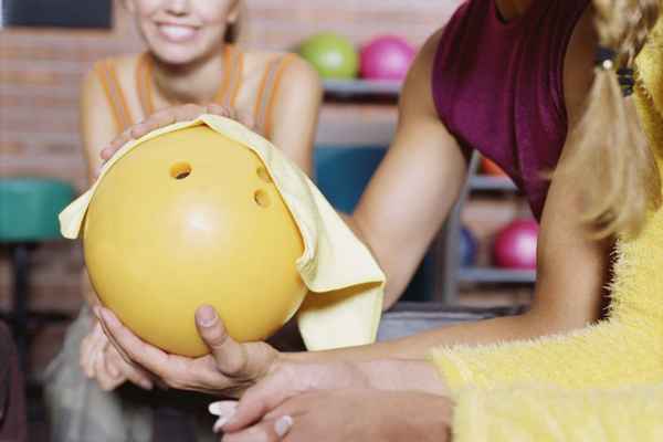 Nettoyer votre boule de bowling en utilisant la méthode d'immersion