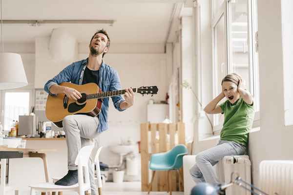 Battute di papà banale siamo imbarazzati ad ammettere che ci hanno fatto ridere