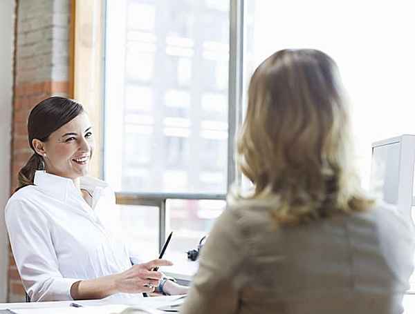 Formas fáciles de explicar las brechas en el historial laboral en una solicitud de empleo