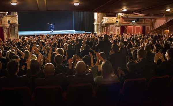 Genießen Sie das Ballett