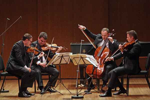 Ensembles faisant de la belle musique ensemble