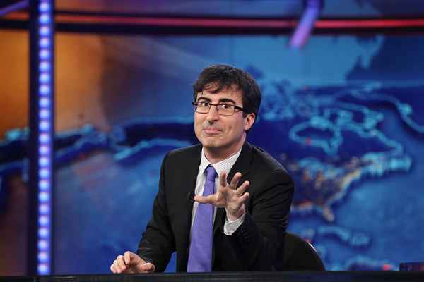 Morsomste John Oliver siterer