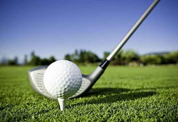 Golf magliette una storia interessante di un'umile attrezzatura