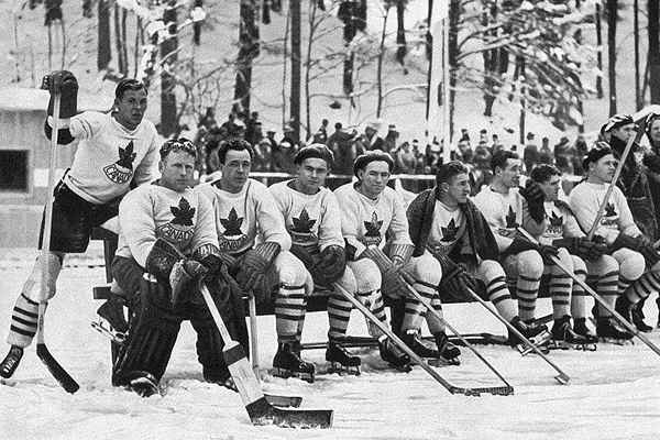 Hockeygeschichte The Time Line, 1917-1945