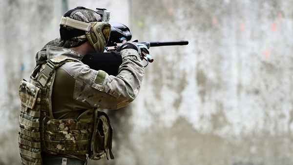 Combien de personnes avaient besoin de jouer au paintball