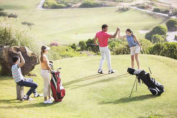 Comment jouer un tournoi de golf «meilleur ballon»